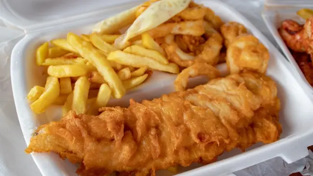 Ilustrasi fish and chips