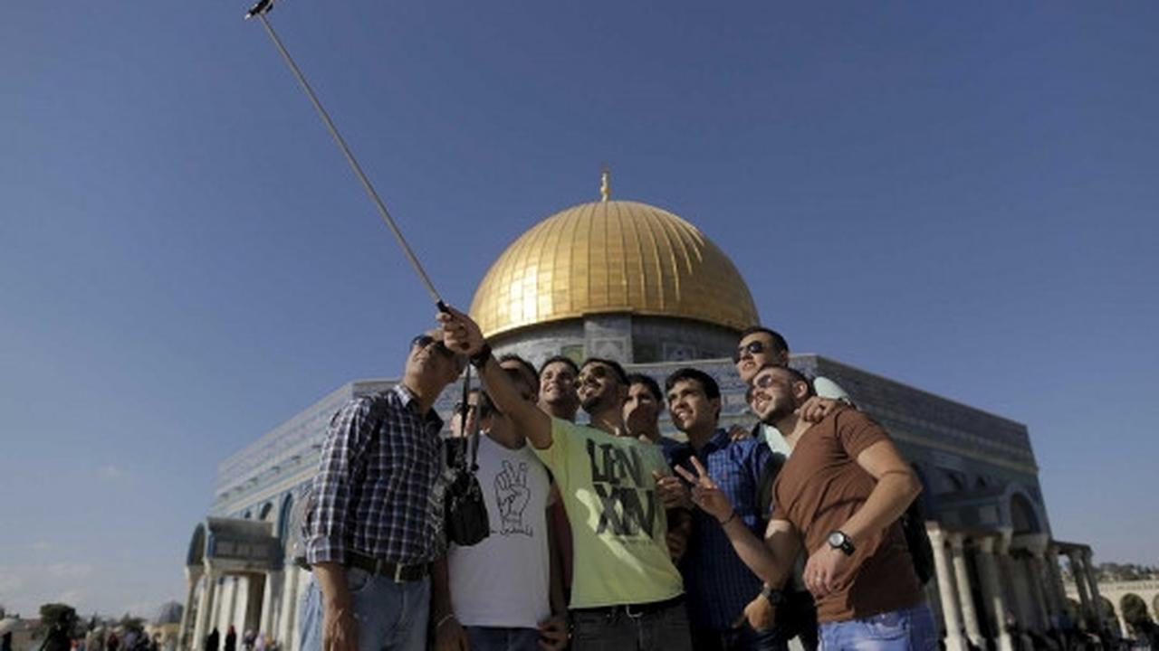 Ramadan, demam selfie mewabah di Kubah Batu Yerusalem