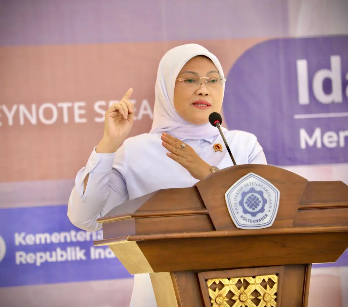 Menaker Ida pun berharap PP Nomor 51 tahun 2023 ini bisa diterima oleh serikat pekerja dan pengusaha. Pihaknya pun akan gencar melakukan sosialisasi kepada Kepala Dinas Ketenagakerjaan di setiap provinsi.&nbsp;
