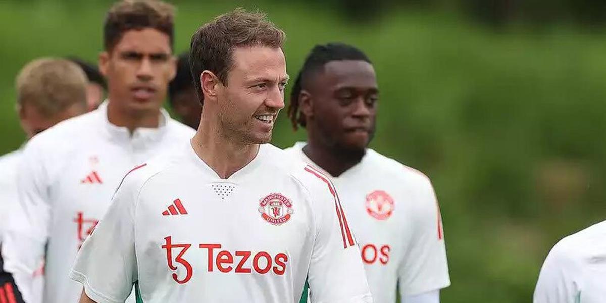 Tantang Fenerbahce, Satu Bek Manchester United Bakal Absen