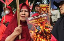 FOTO: Solidaritas Rakyat Biasa Gelar Aksi Damai Dukung  Rakyat Venezuela