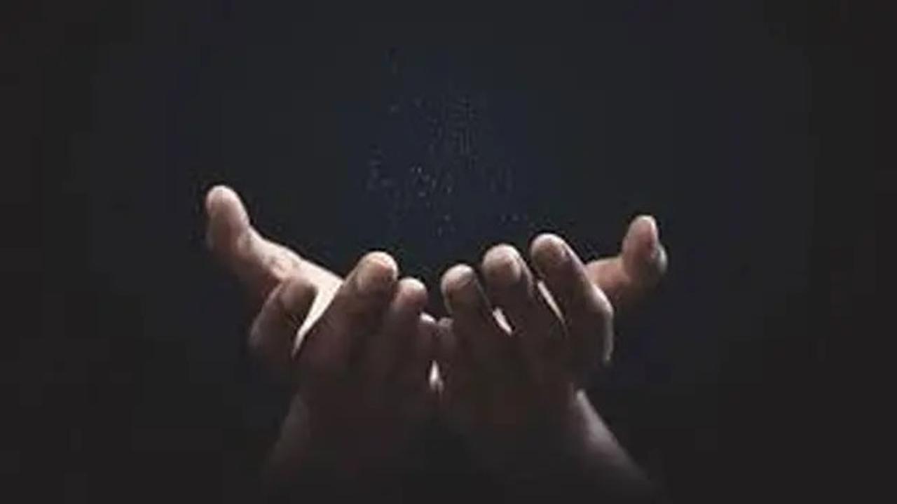 Allah SWT Tidak Suka Orang yang Berlebihan dalam Berdoa, Ini Maksudnya Menurut Gus Baha