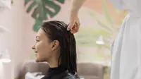 6 Manfaat Creambath untuk Kesehatan Rambut dan Relaksasi, Ini Bahan yang Baik untuk Merawatnya