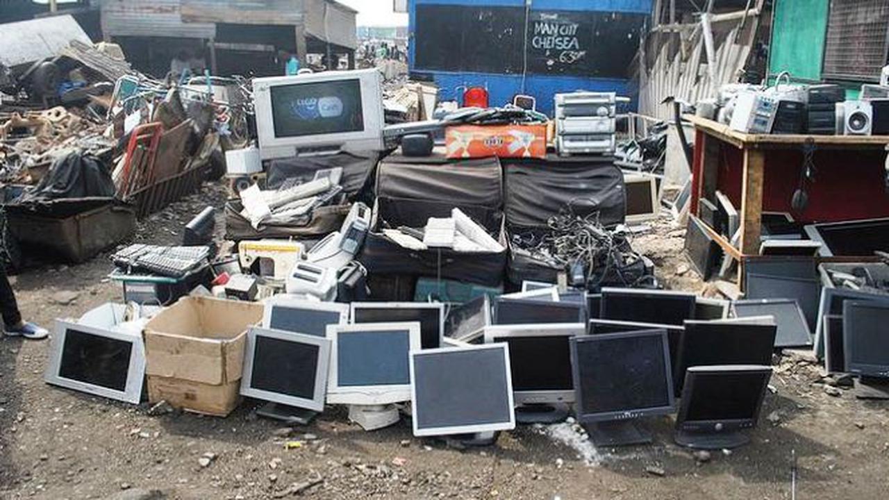 Pembuangan Sampah Elektronik di Ghana