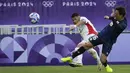 Jepang berhasil meraih kemenangan telak 5-0 atas Paraguay. (AP Photo/Moises Castillo)