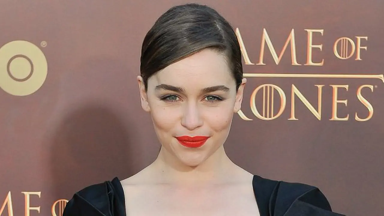[Bintang] Emilia Clarke