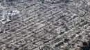 Kebakaran hutan Los Angeles menyebabkan kerusakan yang cukup parah dan kerugian besar. (MARIO TAMA/GETTY IMAGES NORTH AMERICA/Getty Images via AFP)