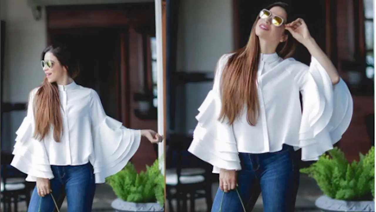 [Bintang] Gaya baju ruffle