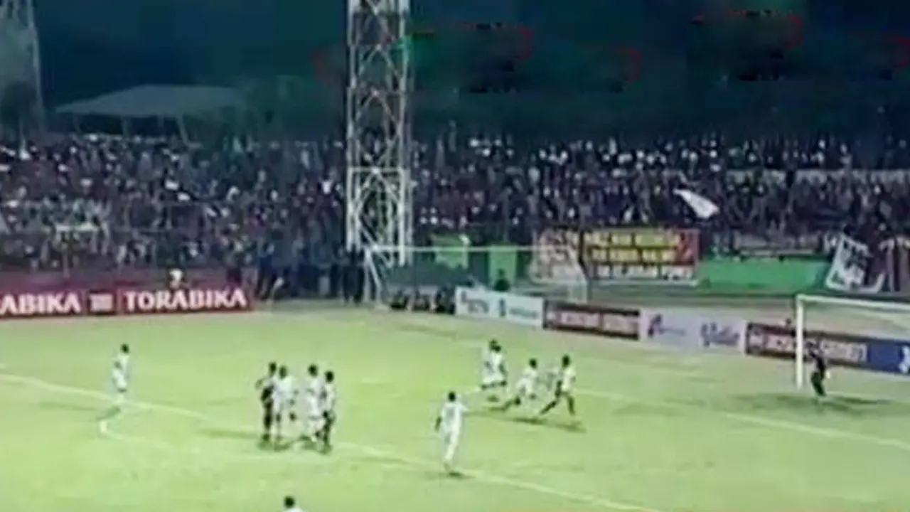 Persipura Vs PSM Makassar 