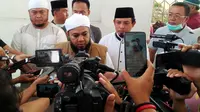 Wali Kota Bengkulu Helmi Hasan merilis program HD Samawa untuk warga mendapatkan pasangan hidup. (Liputan6.com/Yuliardi Hardjo)