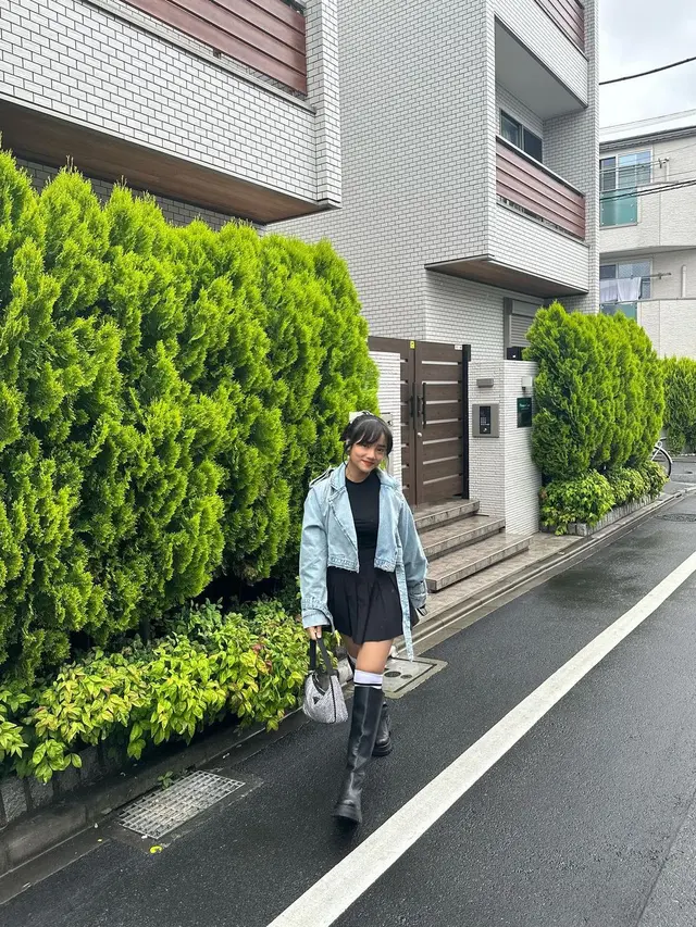 Fuji di Disneyland Jepang. (Foto: Instagram/fuji_an)