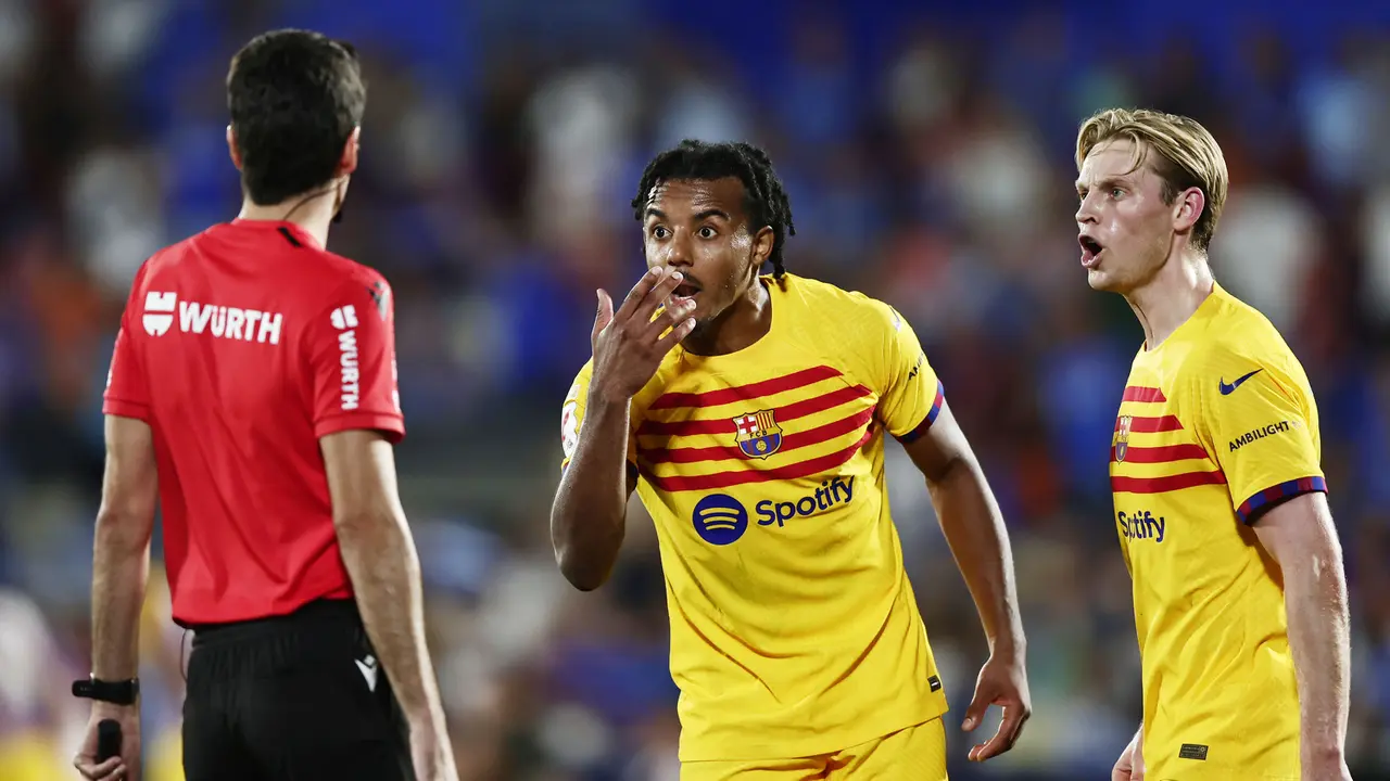Foto: Drama Laga Keras Getafe Vs Barcelona di Pekan Pertama Liga Spanyol, 7 Kartu Kuning dan 3 Kartu Merah