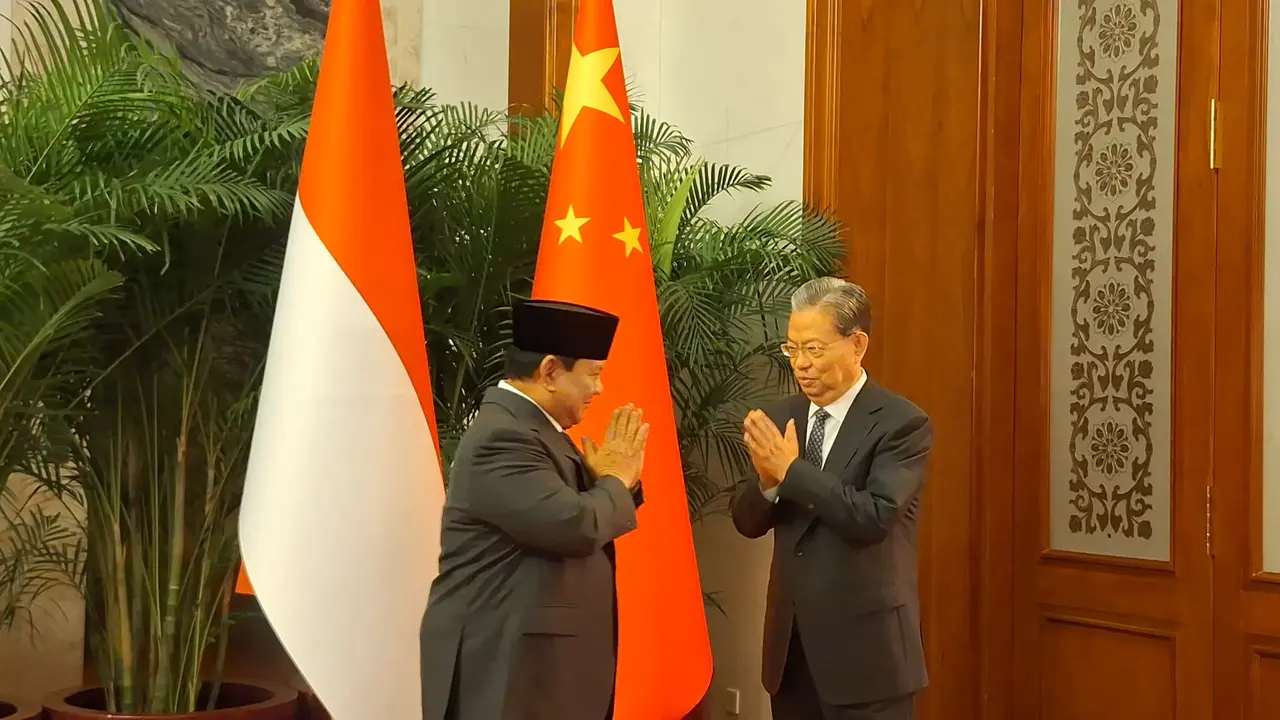 Presiden RI Prabowo Subianto melakukan pertemuan bilateral dengam Perdana Menteri (PM) China, Li Qiang di Great Hall of the People, Beijing, Sabtu (9/11/2024).