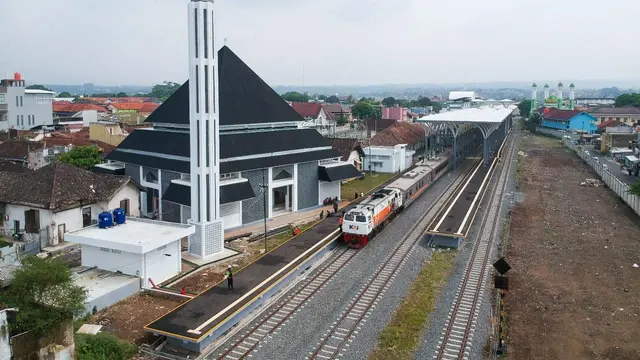 PT Kereta Api Indonesia (Persero) akan kembali mengoperasikan jalur KA Cibatu-Garut. Jalur ini digunakan terakhir pada 1983 lalu. (Dok KAI)