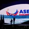 Pekerja melakukan persiapan di panggung utama menjelang pembukaan KTT ASEAN ke-48 dan rangkaian pertemuan terkait di Cebu, Filipina, 8 Mei 2026. (Dok. AP Photo/Aaron Favila/Pool)