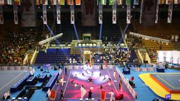 Pembukaan Kejuaraan Wushu Dunia 2015 di Istora, Senayan, Jakarta, Sabtu (14/11/2015). (Bola.com/Nicklas Hanoatubun)