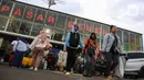 Berdasar data dari PT KAI, hingga Sabtu siang (4/1/2025), sebanyak 40.174 penumpang Kereta APi Jarak Jauh (KAJJ) tiba di stasiun-stasiun wilayah Daop 1 Jakarta. (Liputan6.com/Angga Yuniar)