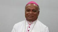 Uskup Larantuka Mgr. Fransiskus Kopong Kung (Liputan6.com/Ola Keda)