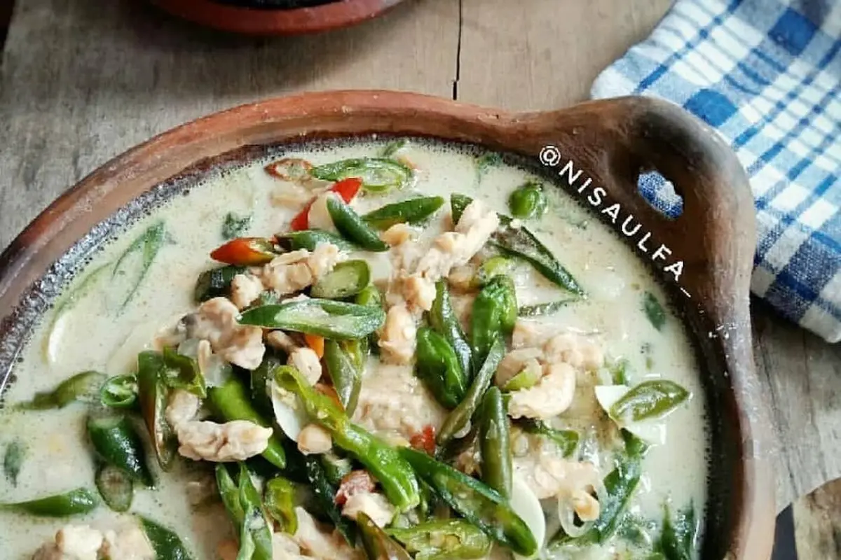 Ilustrasi sayur lombok ijo | Instagram/@kulinersoloenak