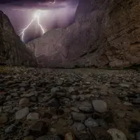 Ilustrasi badai. Sumber foto: unsplash.com/ArchiPhoto.