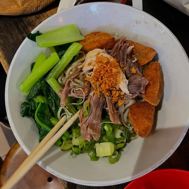 Rekomendasi Tempat Makan Murah Enak di Pasar Cihapit Bandung