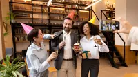 55 Work Anniversary Messages to Honor Commitment and Contribution