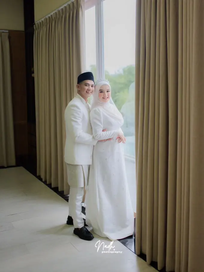 Susul Nadya Mustika, 6 Gaya Rizki DA Resmi Menikahi Hersa Rahayu dalam Balutan Busana Pengantin Melayu