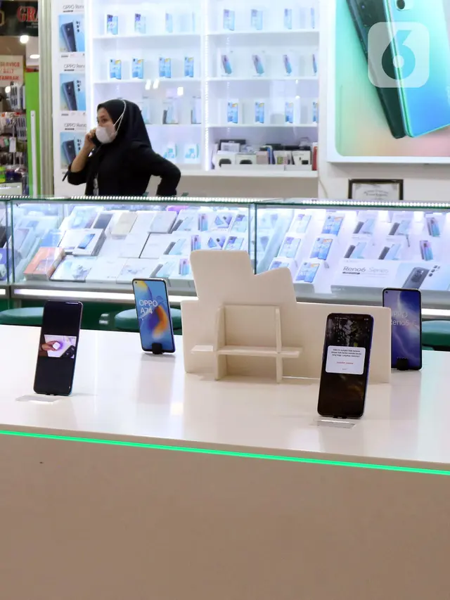 FOTO: Penjualan Ponsel 5G Alami Peningkatan