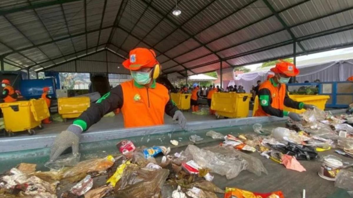 Produksi Sampah Jakarta Selatan Capai 1.120 Ton per Hari Selama Libur Lebaran 2026