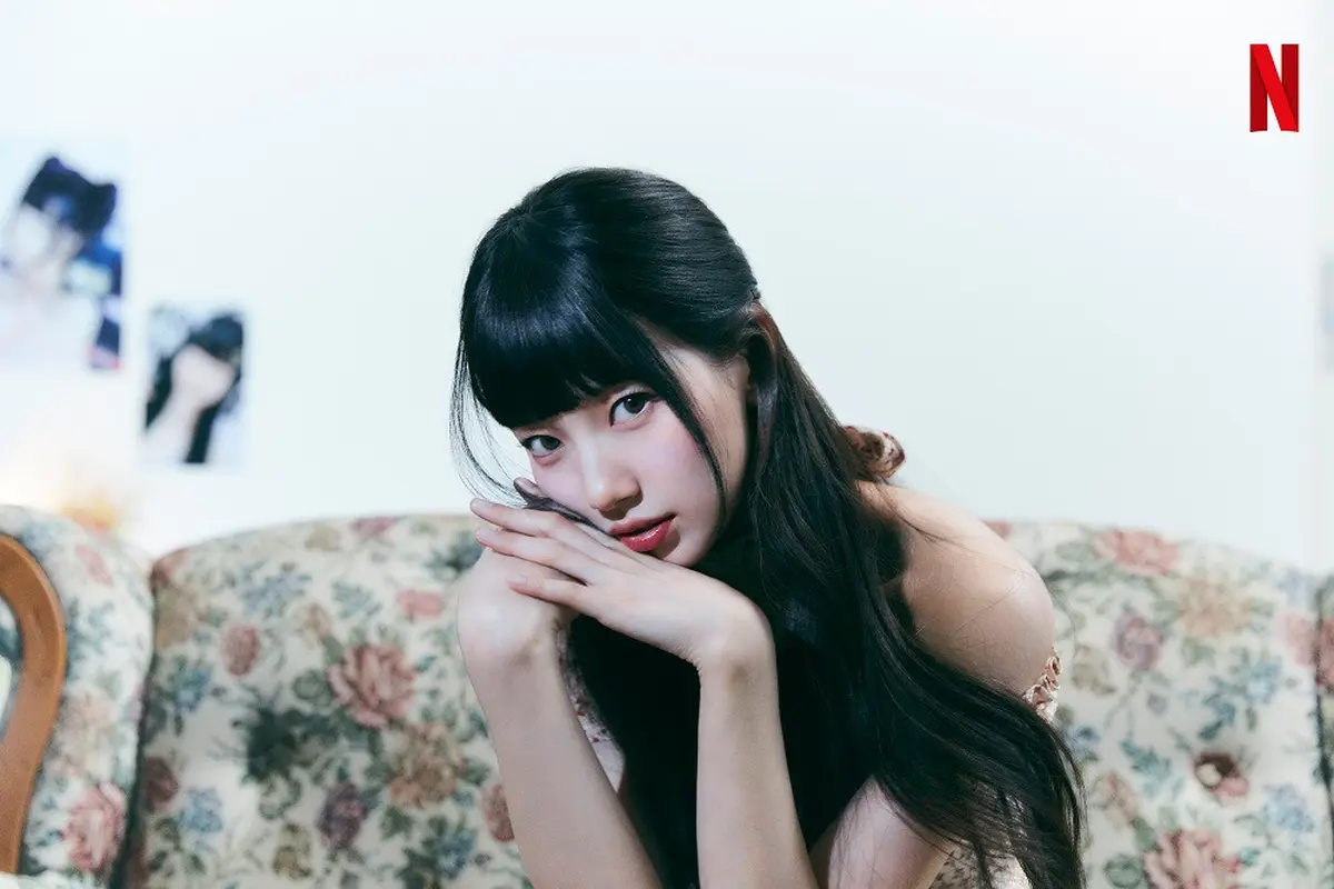Suzy disebut sebagai sosok paling tepat untuk memerankan tokoh Lee Doona. (Foto: Netflix)