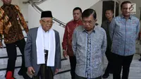 Wakil Presiden terpilih Ma'ruf Amin usai menemui Wakil Presiden Jusuf Kalla di Kantor Wakil Presiden, Jakarta, Kamis (4/7/2019). Pertemuan JK dan Ma'ruf hari ini diketahui untuk bertukar informasi terkait tugas sebagai wakil presiden. (Liputan6.com/Angga Yuniar)