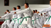 Ciaat, 558 Prajurit Menbanpur-1 Mar Ujian Kenaikan Karate