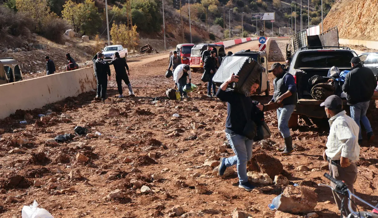 Warga Suriah yang kembali mengungsi adalah mereka yang ke Lebanon untuk menghindari konflik yang terjadi di negaranya. (Anwar AMRO/AFP)