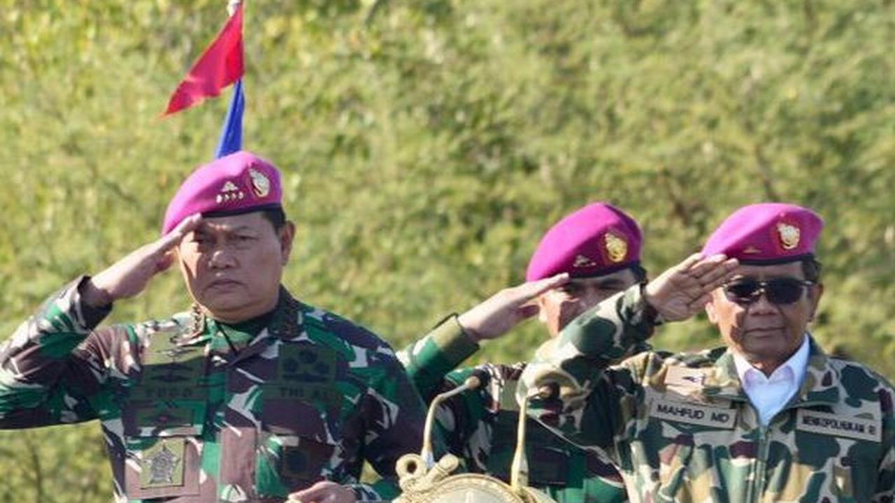 Mahfud MD Jadi Warga Kehormatan Marinir
