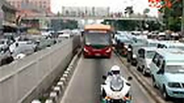 Jalur Busway Koridor XI Diuji Coba