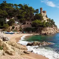 Kalau mau bersantai-santai di Barcelona, pantai-pantai berikut ini yang harus didatangi.