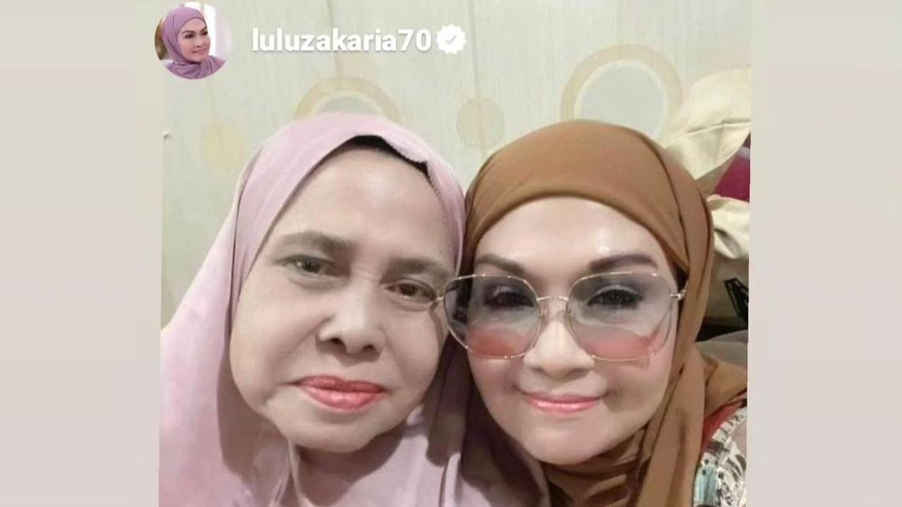 Rekan-rekan artis ikut mendoakan istri Latief Sitepu semoga husnul khotimah.<br>