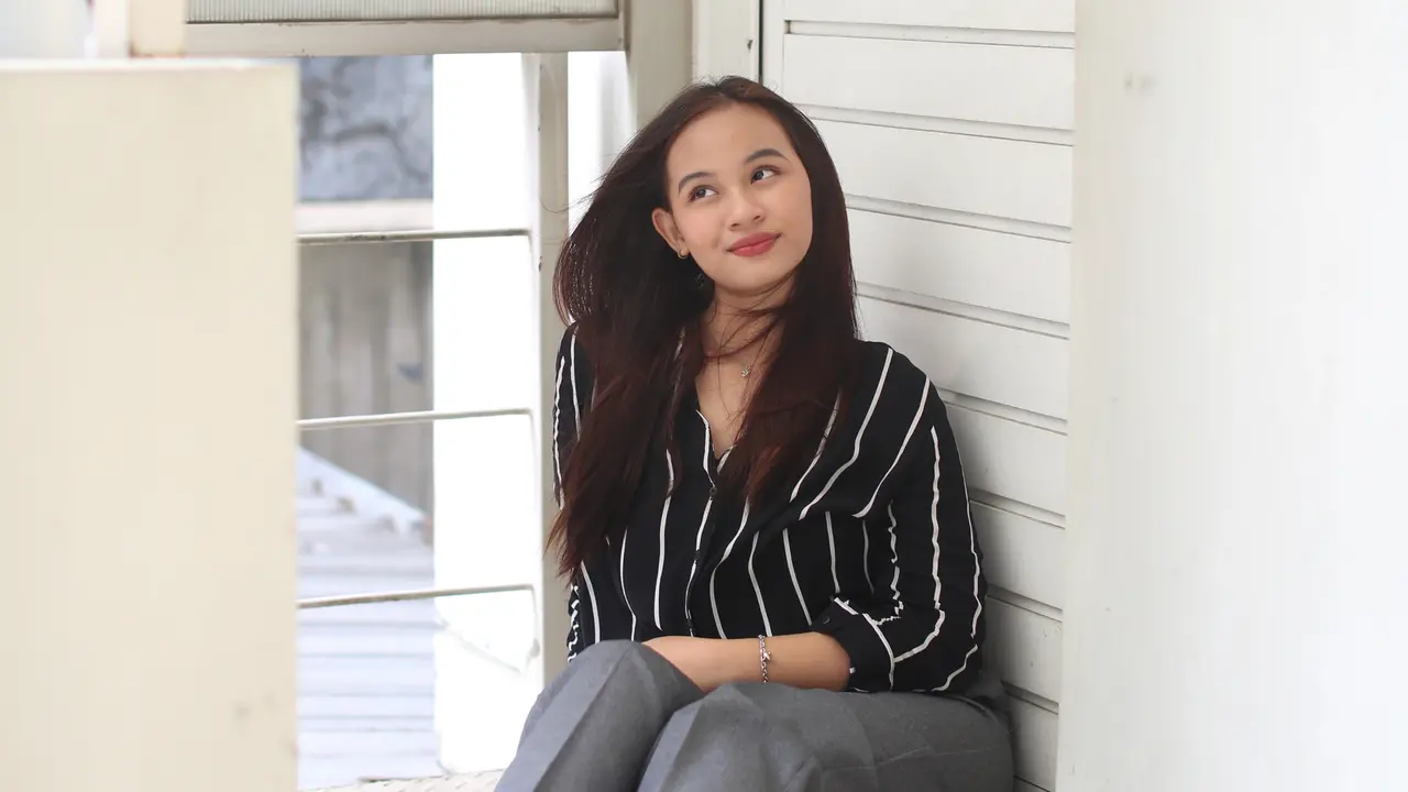 wanita april cerdas di atas rata rata