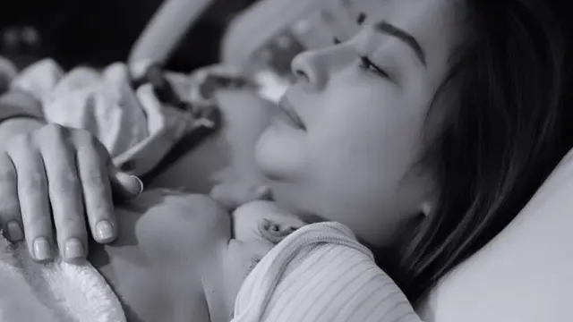 Potret Nikita Willy dari Sebelum Melahirkan hingga Menggedong Anaknya