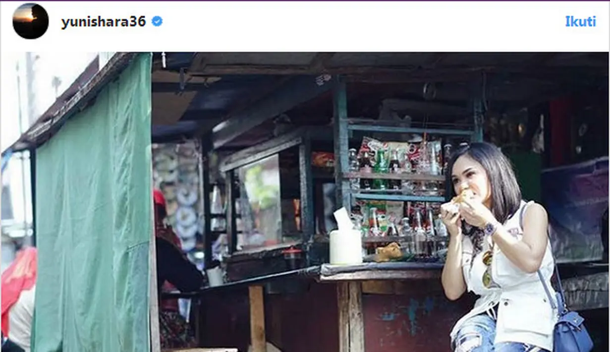 makan di pinggir jalan