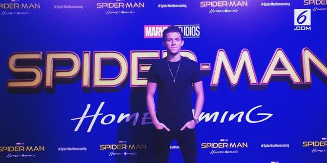 Tom Holland Jumpa Penggemar Spiderman - Homecoming di Singapura