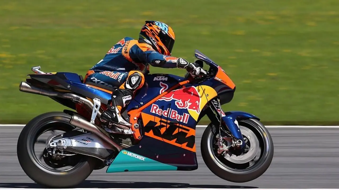 KTM RC16 V4