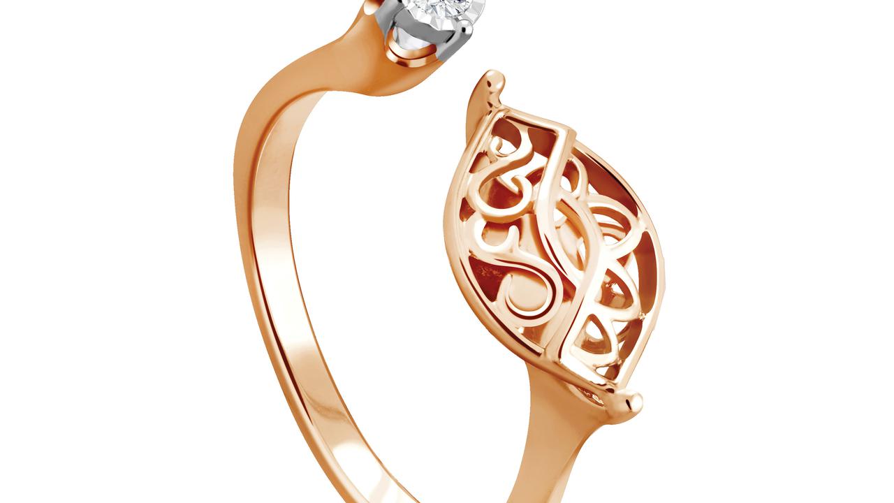 The Palace Jeweler Bagi-Bagi Liontin Berlian di Perayaan Hari Jadi