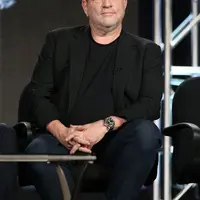 Tak mengahadiri secara langsung, namun Harvey mengikuti pertemuan itu hanya lewat sambungan telepon selama dua jam. Di saat itu juga, ia memutuskan untuk mengundurkan diri dari Weinstein Company. (AFP/Frederick M. Brown)