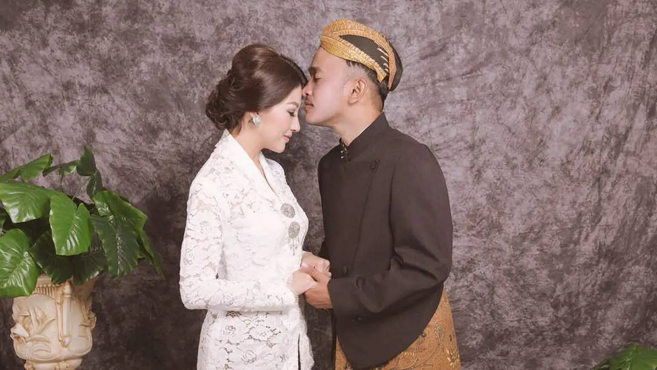 Sarwendah dan Ruben Onsu. (Foto: Fandy Susanto dari Instagram @sarwendah29)