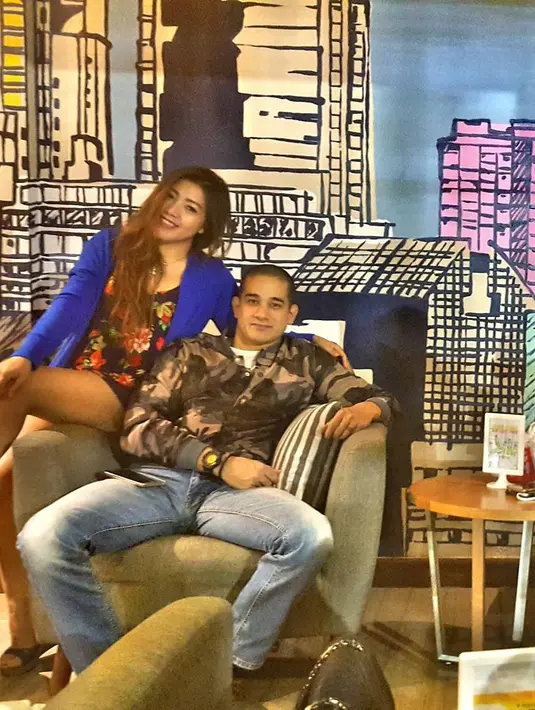 "You are my answered prayer my fulfilled wish my realized dream," tulis Lee dalam foto yang diunggah 28 November silam. (Instagram/lee_889)