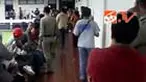 Ratusan PTT masih mogok kerja lantaran tuntutan mereka belum dipenuhi Pemprov Sulbar. PTT menduduki Kantor Gubernur Sulbar hingga membuat aktivitas di semua bagian lumpuh total. 