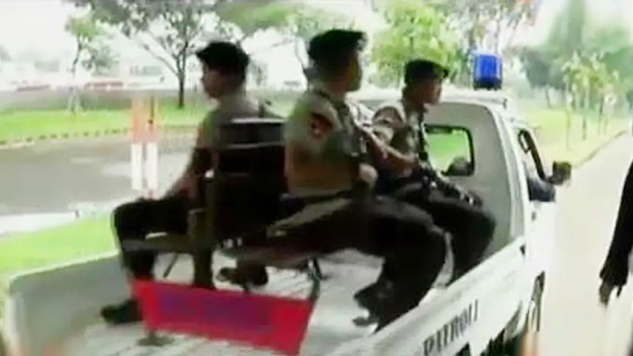Penjagaan rumah Ahok diperketat