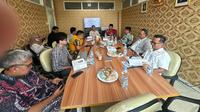 Rapat Koordinasi antara KPI Pusat dan KPID DKI Jakarta, di kantor KPID DKI Jakarta, Kamis (15/5/2025). (Foto: Istimewa).