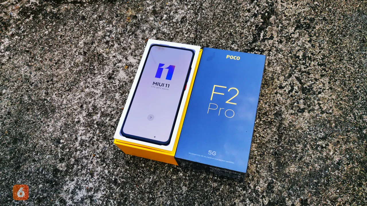 Poco F2 Pro - Boks dan Unit.